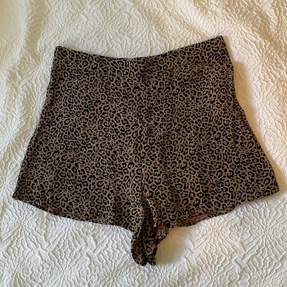American Eagle Outfitters Pants - American Eagle Soft Shorts